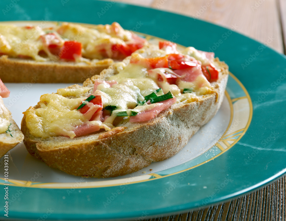 Mushroom Gouda Melts Mushroom Gouda Melts