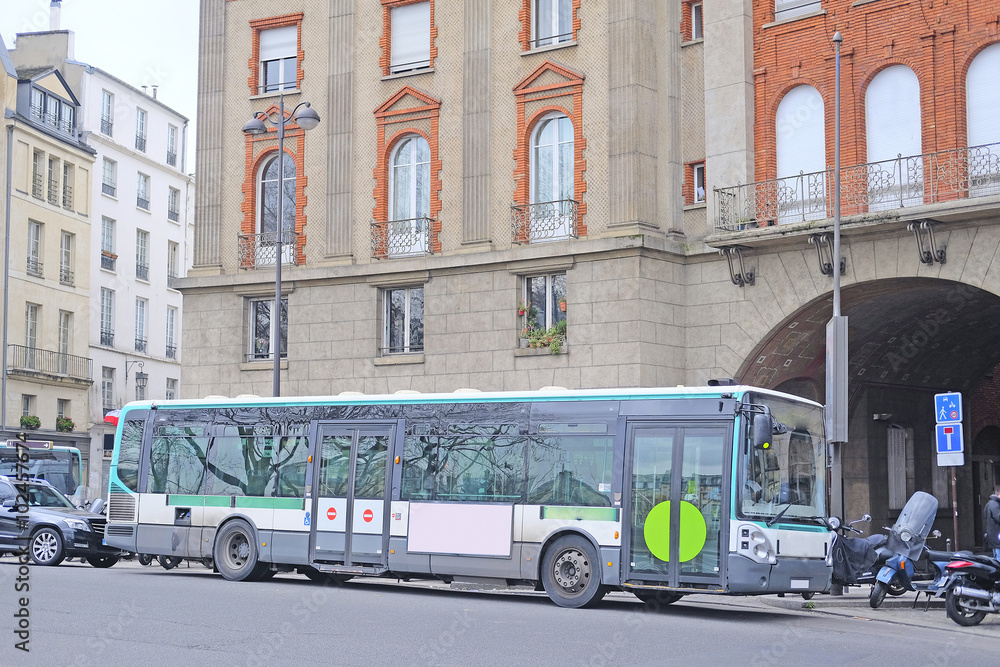 Obraz premium Paris, France, February 6, 2016: Bus on the street of Paris, France