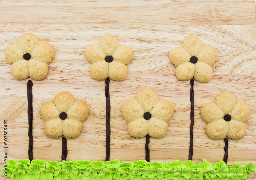 Flower shape cookies 