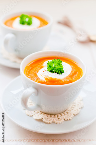 Cream Carrot Soup in a Cup © dolphy_tv