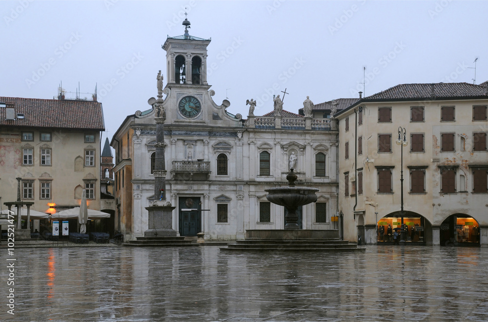 Fototapeta premium Piazza San Giacomo in the Fall
