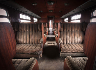 Fotobehang Trein Verlaten trein in stille omgeving  © alexdoomer