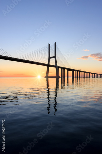 Vasco da Gama bridge, sunrise at lisbon © Henrique Silva