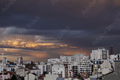 Foto Nuages au dessus de la banlieue parisienne