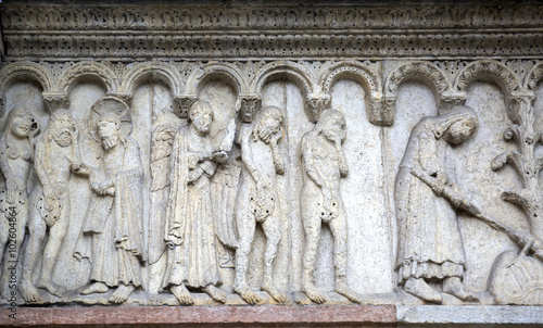Stone sculptures on the exterior of the Cathedral in Modena (Ita