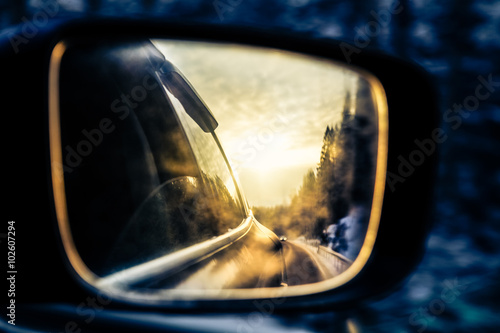 Look in the side mirror of a car © tenrec