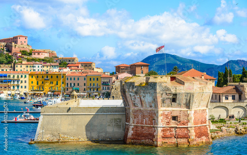 Fotografía Elba island panoramic view of Portoferraio coast, Tuscany, Italy.