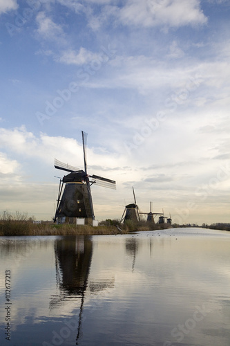 Row of five Dutch windmills, Unesco World Kinderdijk, South Holland, Netherlands