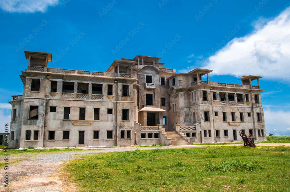  Abandoned hotel 'Bokor Palace' in Ghost town Bokor Hill station near the town of Kampot. Cambodia
