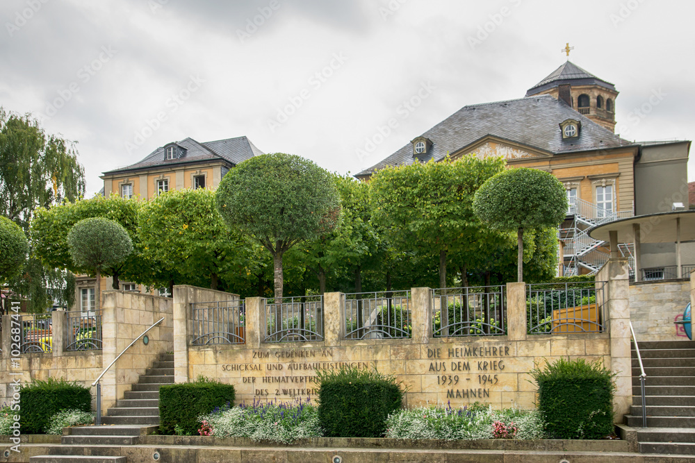 La-Spezia-Platz mit altem Schloss in Bayreuth, Oberfranken