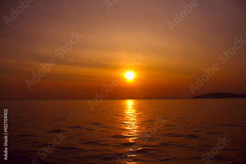 Sunset above the sea © destillat