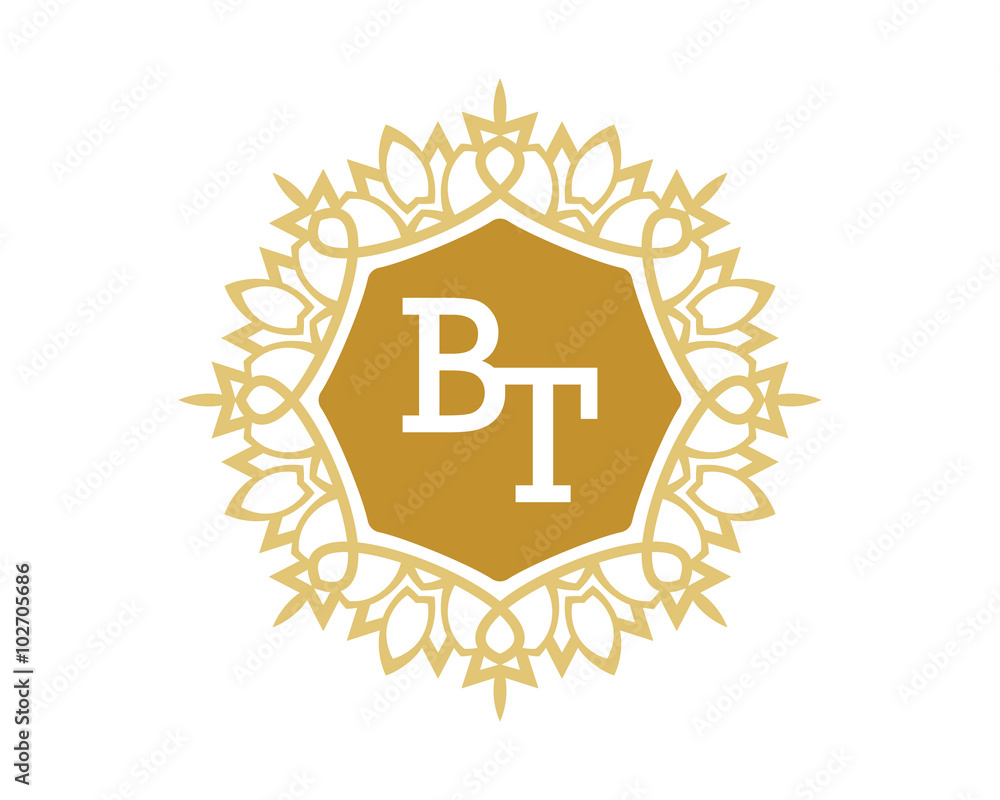 Fototapeta premium BT initial royal letter logo