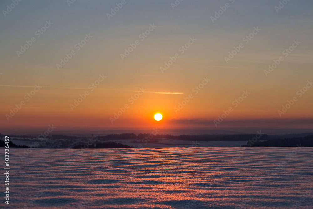Sonnenuntergang im Winter Sonnenuntergang im Winter