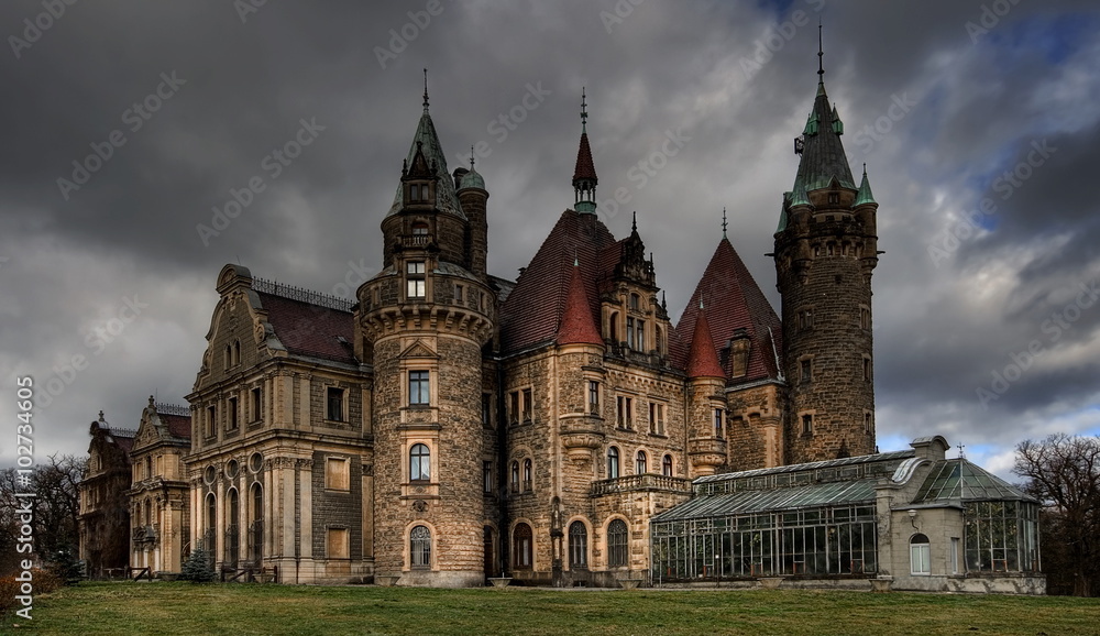 Pałac w Mosznej