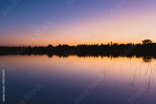 Fototapeta Naklejka Na Ścianę i Meble -  sunset at coast of the lake