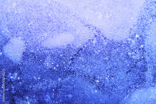 Синий лед кристально ледяной поверхности. Макро крупным планом кристаллов льда.
