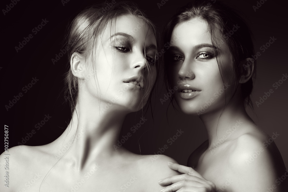 female love female love