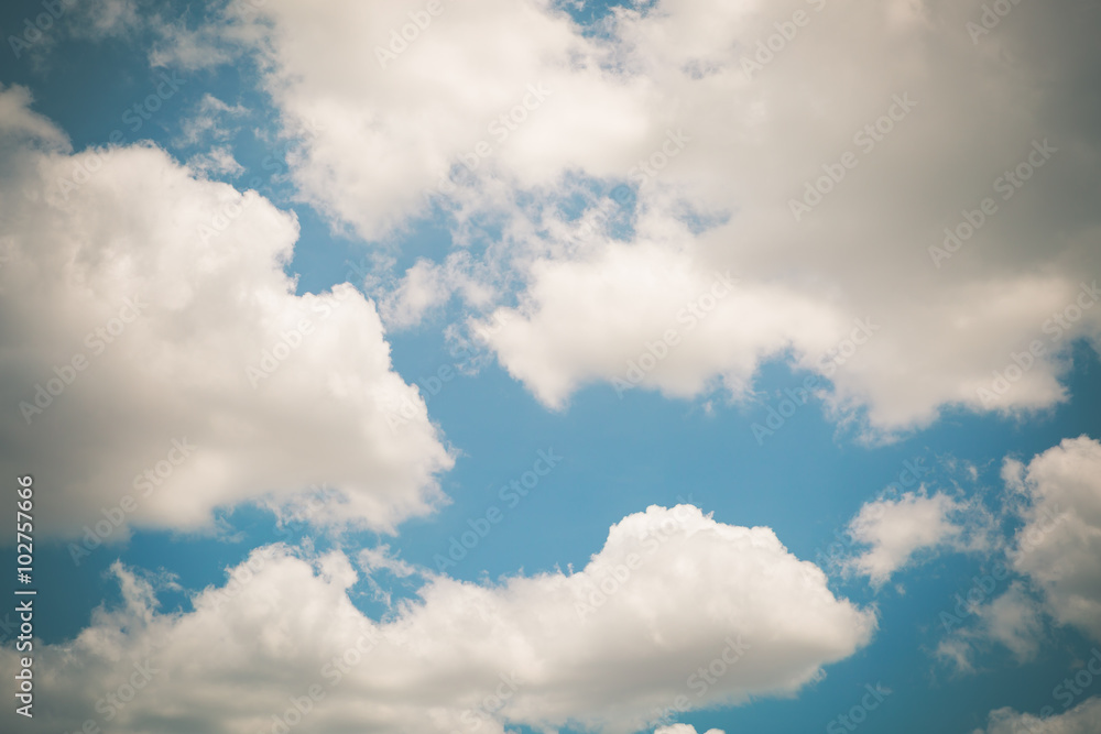 Obraz premium cloud on blue sky