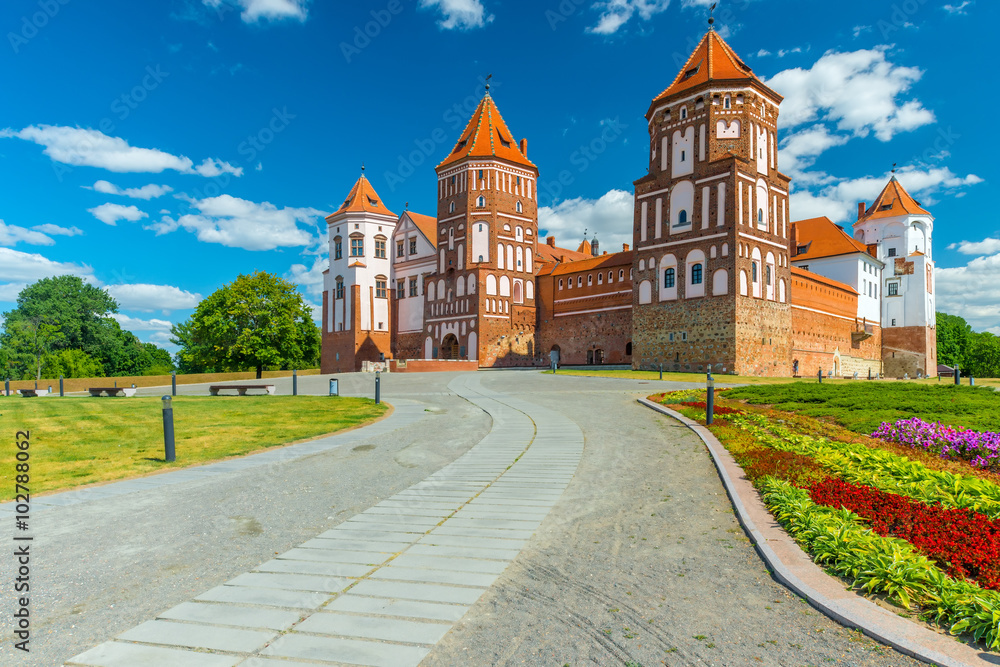 Fototapeta premium the road leading to the Castle of Mir in Belarus