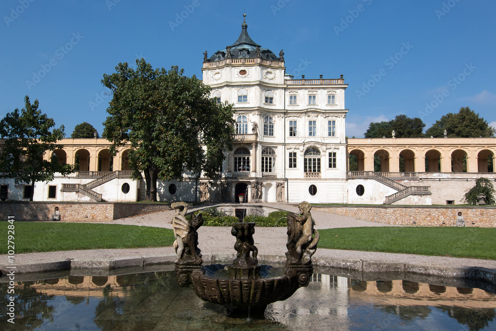 Obraz premium Famous Baroque castle - Ploskovice