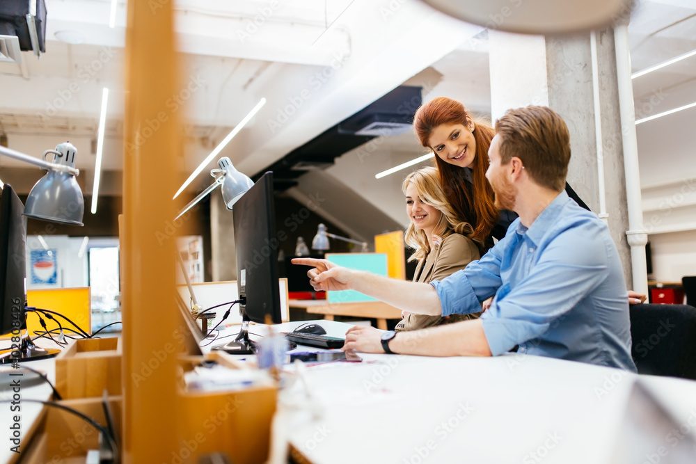 Fototapeta premium Business people collaborating in office