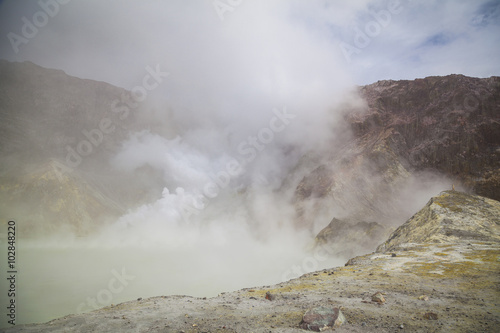 Dampf und Schwefel auf White Island Neuseeland