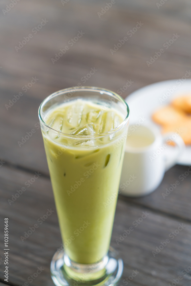 iced matcha latte iced matcha latte