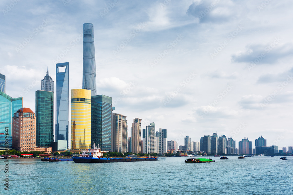 Fototapeta premium View from the Bund across the Huangpu River, Shanghai, China