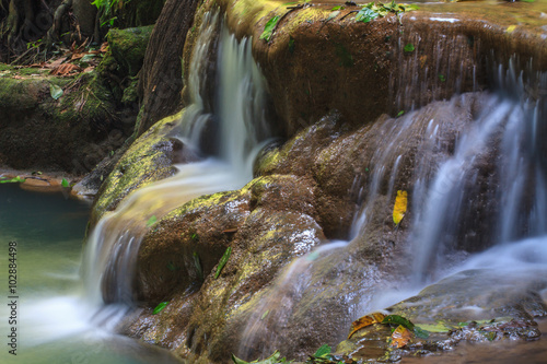 Fototapeta Naklejka Na Ścianę i Meble -  Waterfall in the tropical forest