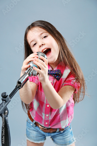 Beautiful artistic little g...