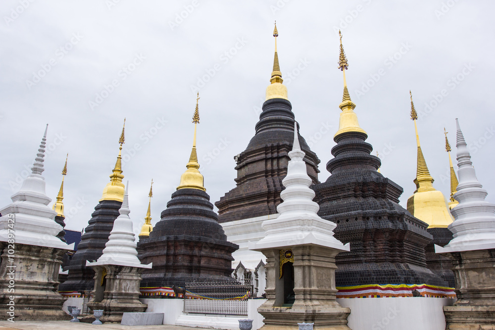 Naklejka premium Beautiful place of worship with religious teachings in Chiangmai