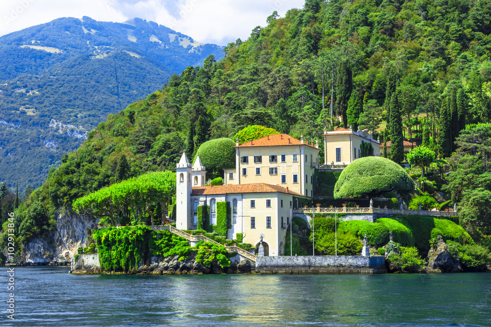 romantic Lago di Como, villa del Balbiфnello