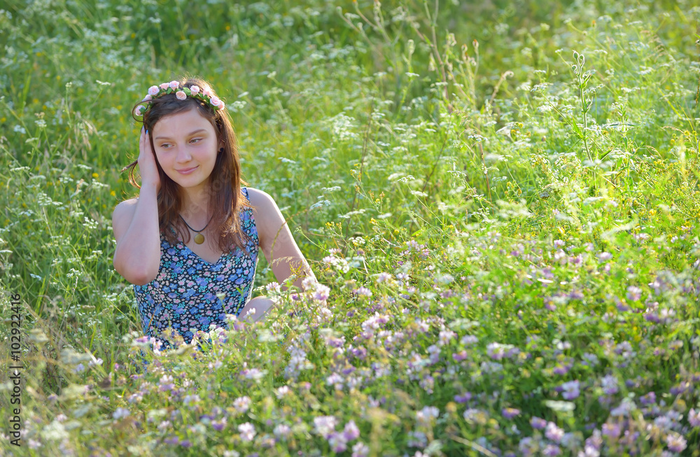 Beautiful teenage girl Beautiful teenage girl