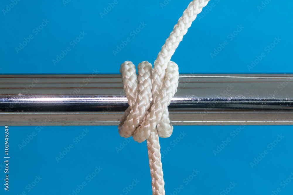 Noeud marin, noeud de cabestan double Photos | Adobe Stock