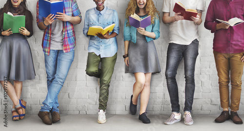 Foto Students Youth Adult Reading Education Knowledge Concept