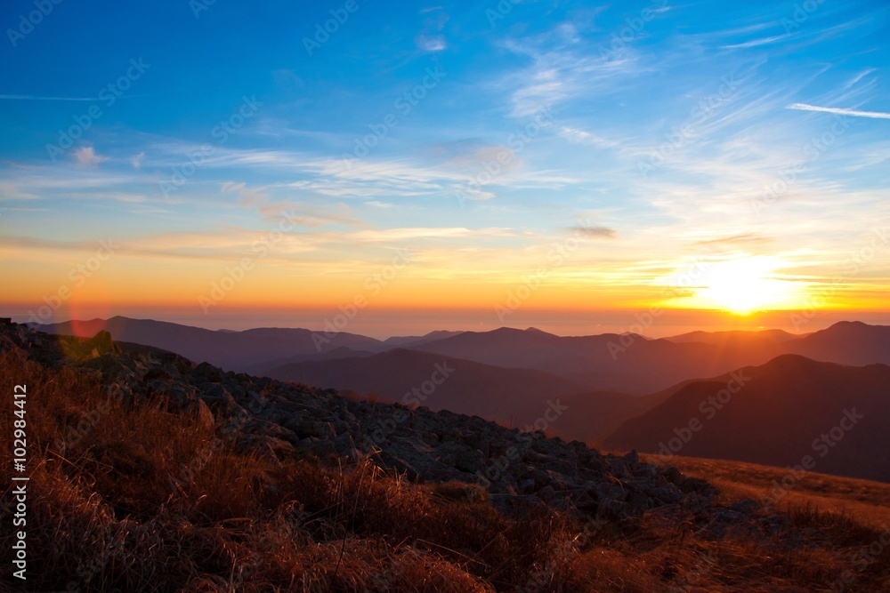 Fototapeta premium Mountain sunset autumn