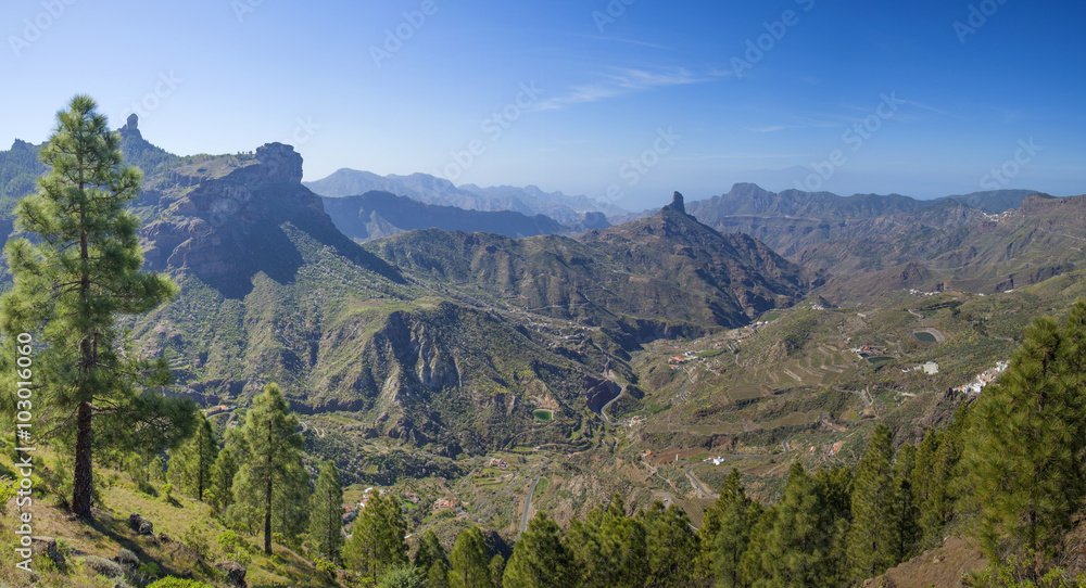 Gran Canaria, view across Caldera de Tejeda