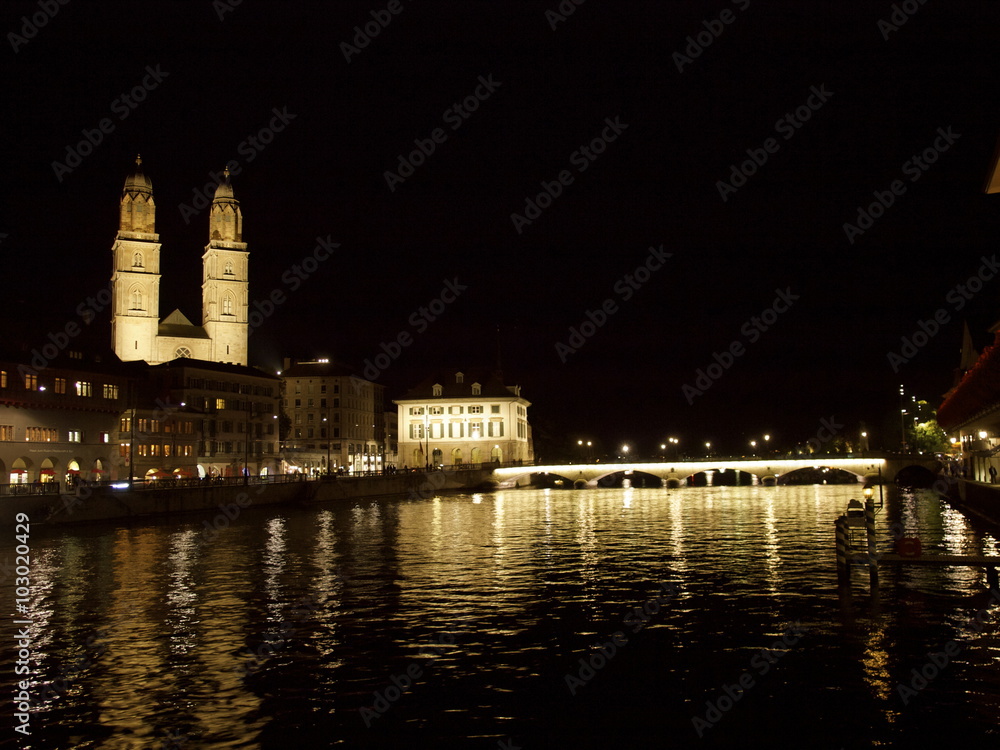 Night view ofThe Grossmünster／Zurich