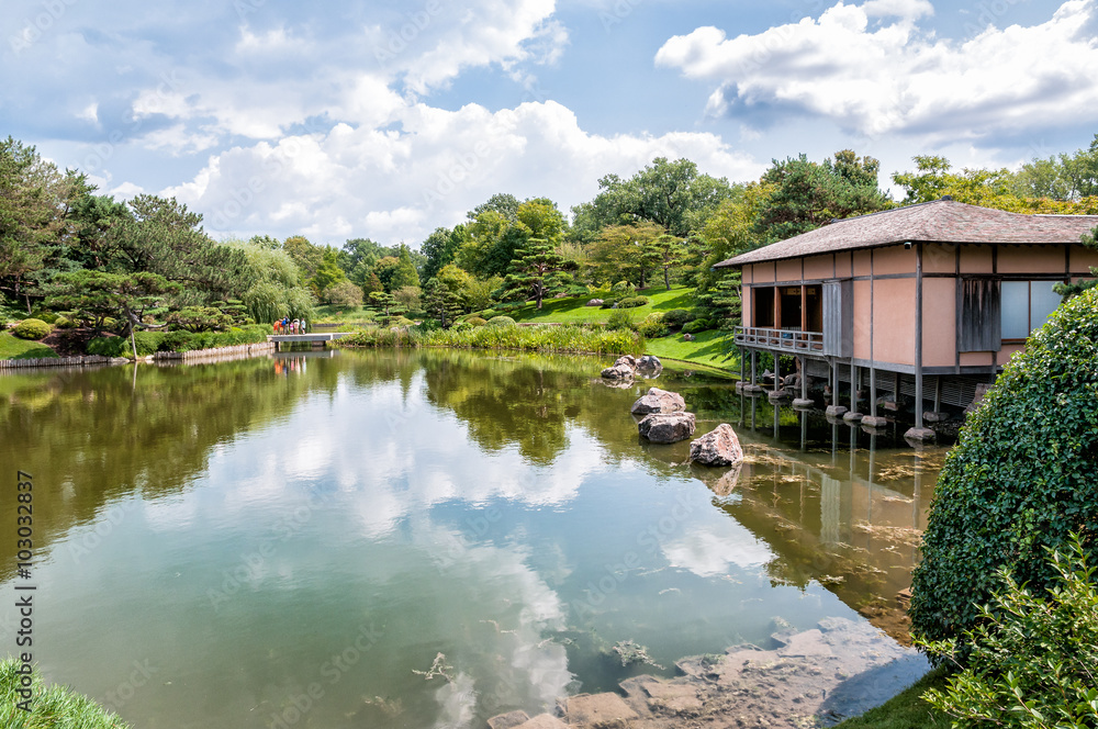 Fototapeta premium Japanese Garden area of Chicago Botanic Garden