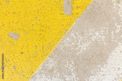 Obraz na płótnie Close-up of rough speed bump in yellow and black color texture, w salonie