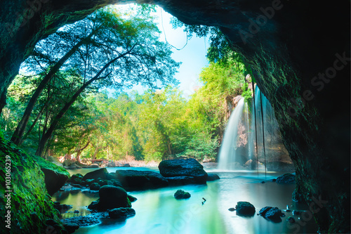 Fototapeta Naklejka Na Ścianę i Meble -  Amazing cave in deep forest with beautiful waterfalls background at Haew Suwat Waterfall in Khao Yai National Park, Thailand