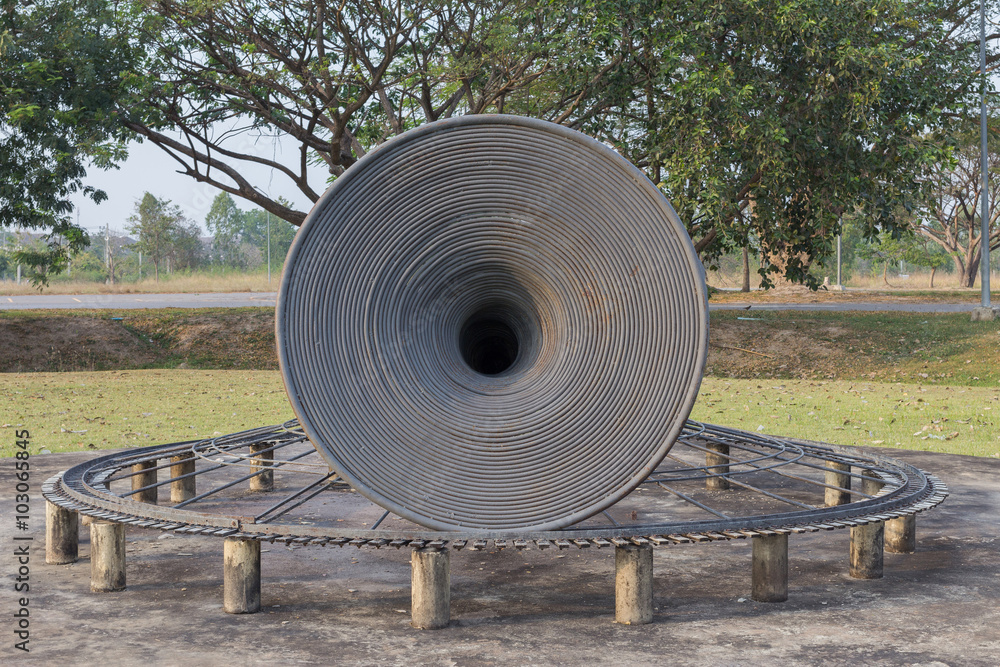 Hole circle architecture