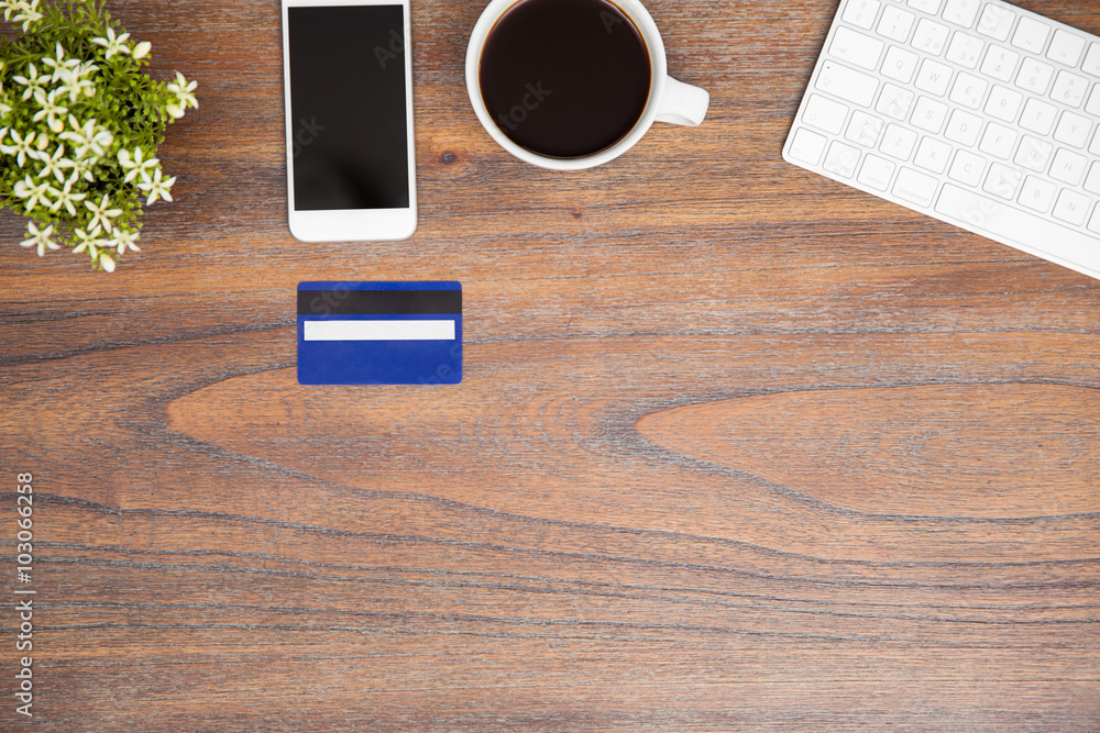 Naklejka premium Shopping online in the workplace