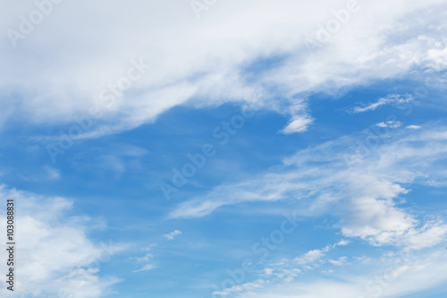 Fototapeta Naklejka Na Ścianę i Meble -  cloud on blue sky background
