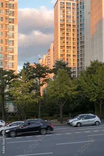 Residential buildings at dusk in Seoul © wesler1986