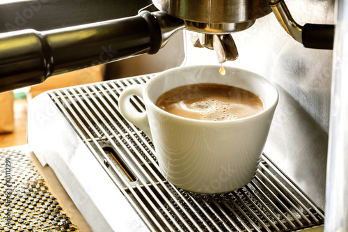 Preparation process of hot coffee.