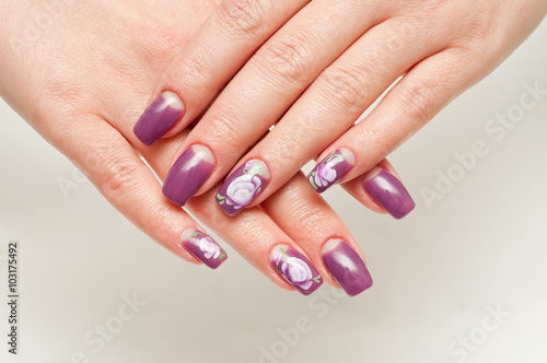 Purple manicure with roses