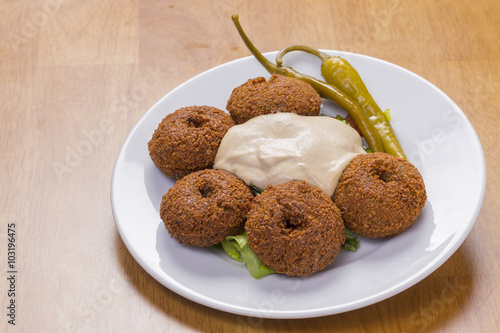 Canvastavla fresh arabian falafel with yogurt sauce