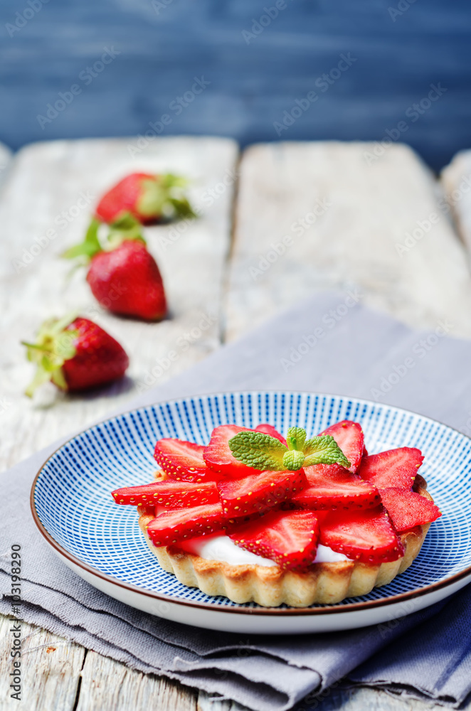 strawberry cream cheese tartlet strawberry cream cheese tartlet