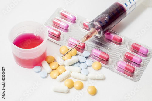 tablets, pills, syrups and medicines to improve health 